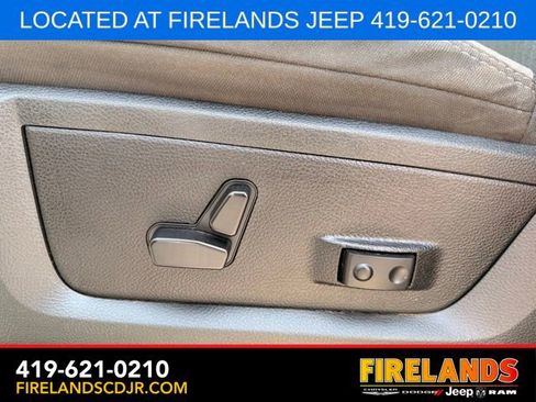 Used 2024 RAM 3500 Big Horn AWD/4WD image 16