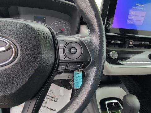 Certified 2023 Toyota Corolla LE image 36