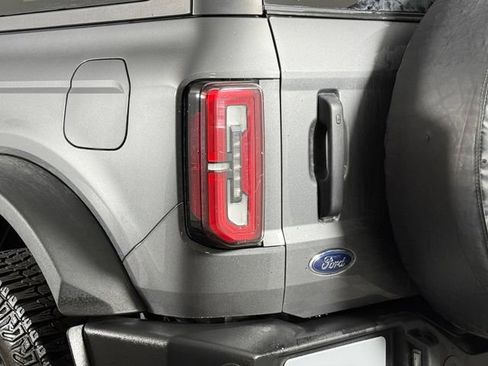 Used 2022 Ford Bronco Wildtrak AWD/4WD image 12