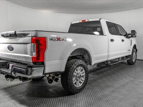 Used 2019 Ford F250 XL w/ STX Appearance Package AWD/4WD image 8