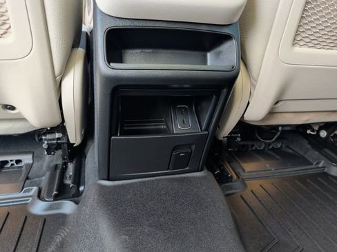 Used 2022 Mercedes-Benz GLE 350 4MATIC image 31