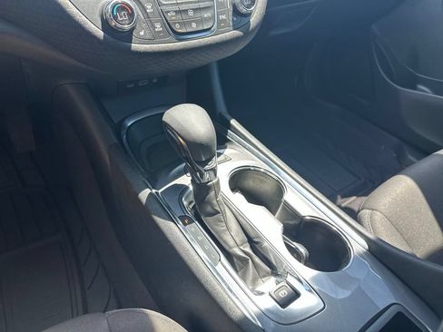 Used 2023 Chevrolet Malibu LT FWD image 24