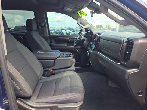 Used 2022 Chevrolet Silverado 1500 LT RWD image 19