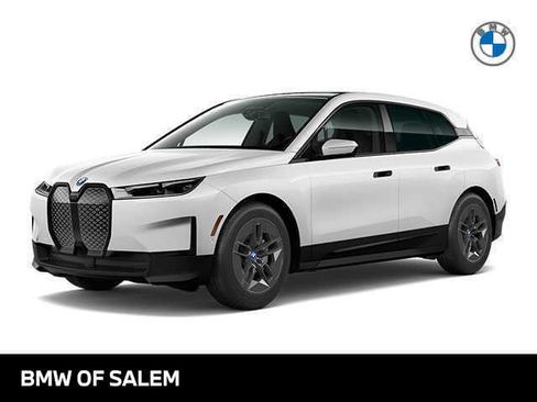 Used 2024 BMW iX xDrive50 w/ Sport Package AWD/4WD image 1