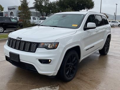 Used 2018 Jeep Grand Cherokee Altitude