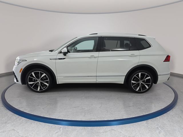 Used 2022 Volkswagen Tiguan SEL R-Line AWD/4WD image 8