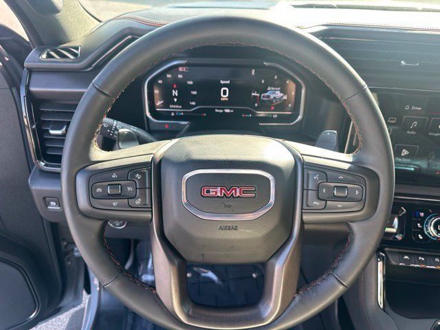 Used 2025 GMC Sierra 1500 AT4 w/ AT4 Premium Package AWD/4WD image 17