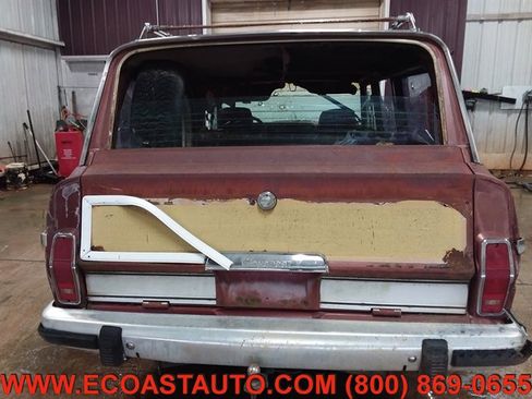 Used 1986 Jeep Grand Wagoneer image 8