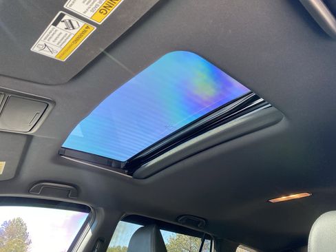 Used 2024 Honda Passport EX-L image 9