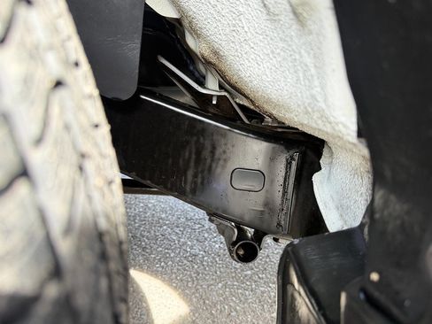 Used 1991 Toyota Pickup 2WD Regular Cab image 96