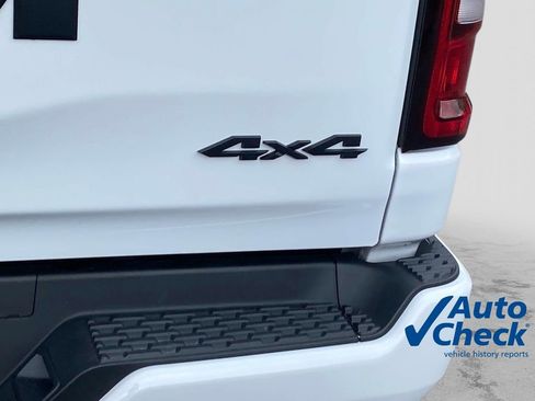 Certified 2025 RAM 1500 Tradesman w/ Night Edition AWD/4WD image 6