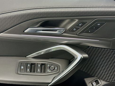 Used 2025 BMW X2 xDrive28i AWD/4WD image 15