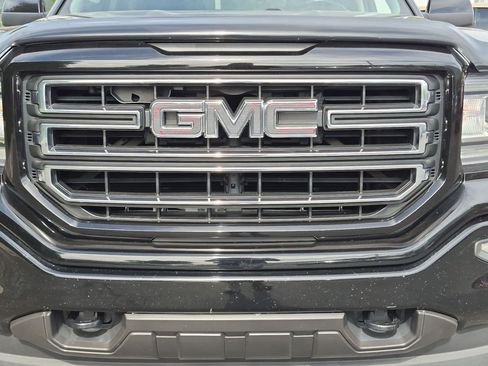 Used 2017 GMC Sierra 1500 SLE w/ Elevation Edition AWD/4WD image 9