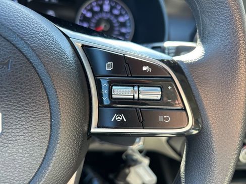 Used 2023 Kia Forte LXS image 26