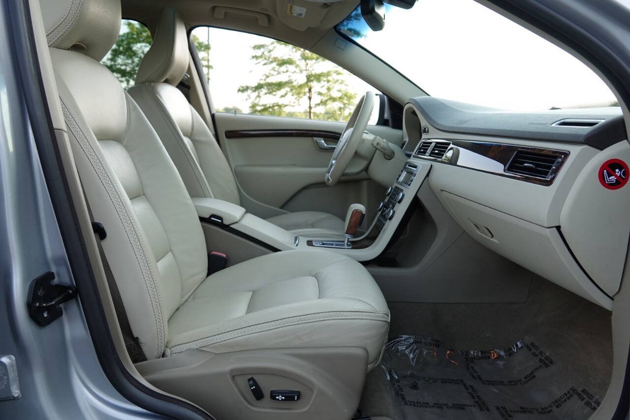 Used 2010 Volvo XC70 T6 AWD/4WD image 54