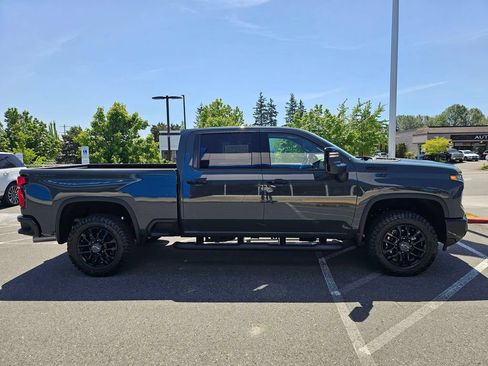 New 2026 Chevrolet Silverado 2500 LTZ w/ LTZ Plus Package AWD/4WD image 6