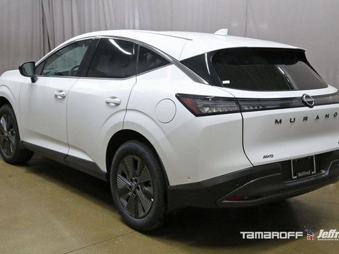 New 2025 Nissan Murano SL image 17
