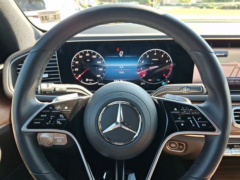 Certified 2026 Mercedes-Benz GLE 350 4MATIC image 19