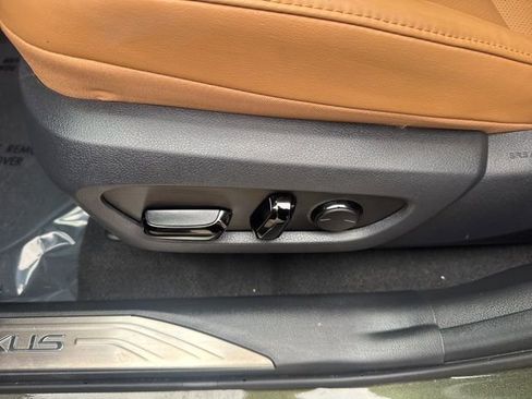 Used 2025 Lexus NX 250 FWD w/ Accessory Package (K3) image 17