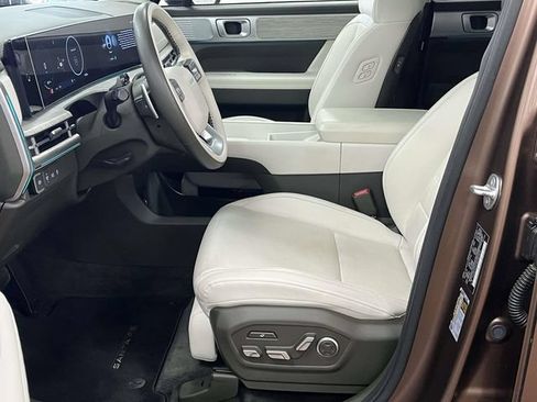 Certified 2025 Hyundai Santa Fe Calligraphy AWD/4WD image 13