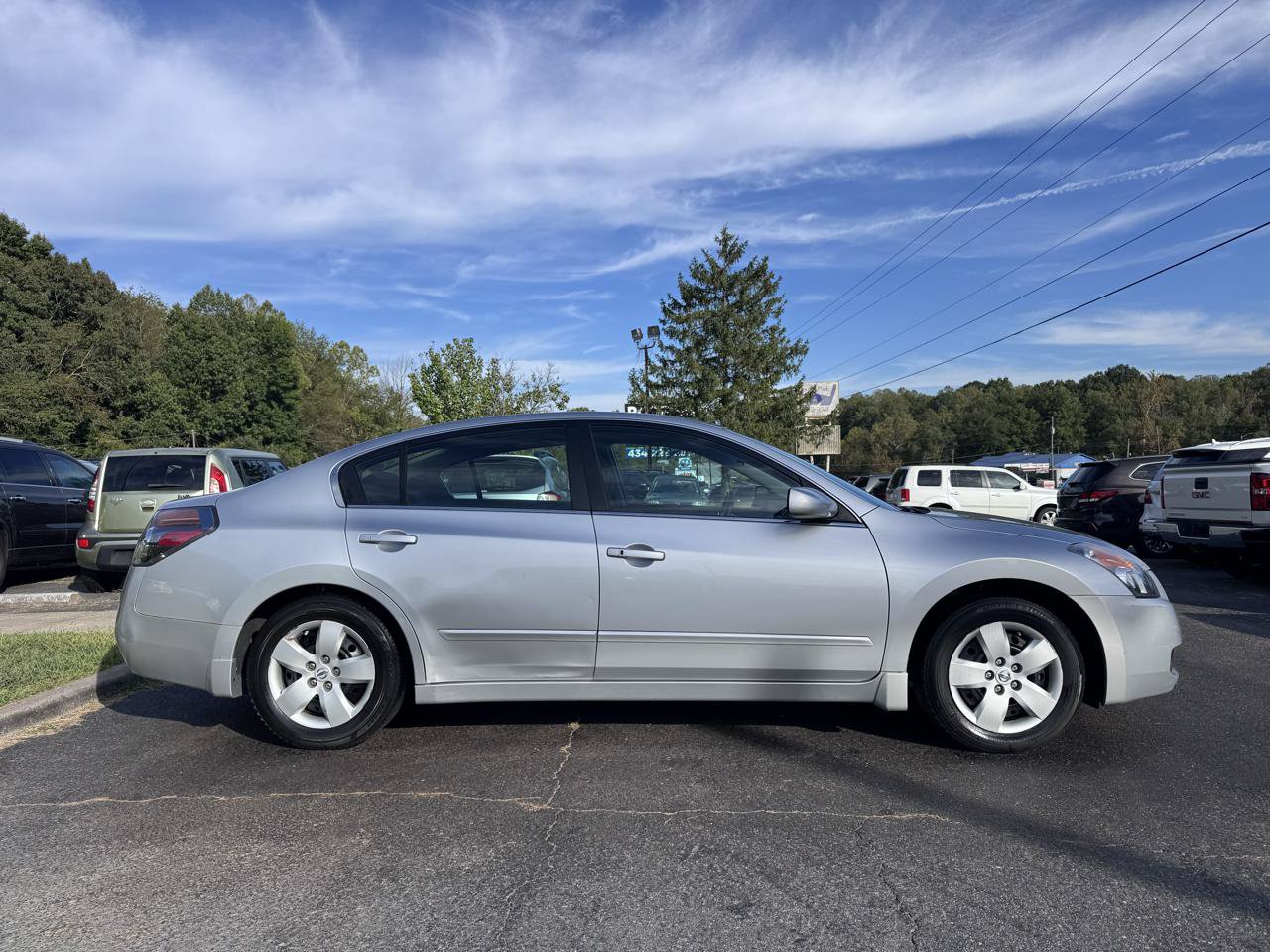 Used 2007 Nissan Altima 2.5 S w/ Emergency Aid Pkg FWD image 4