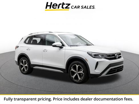 Used 2026 Volkswagen Tiguan SE AWD/4WD image 1