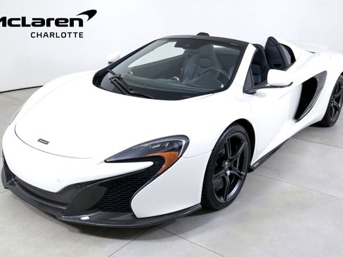 Used 2015 McLaren 650S Spider image 1
