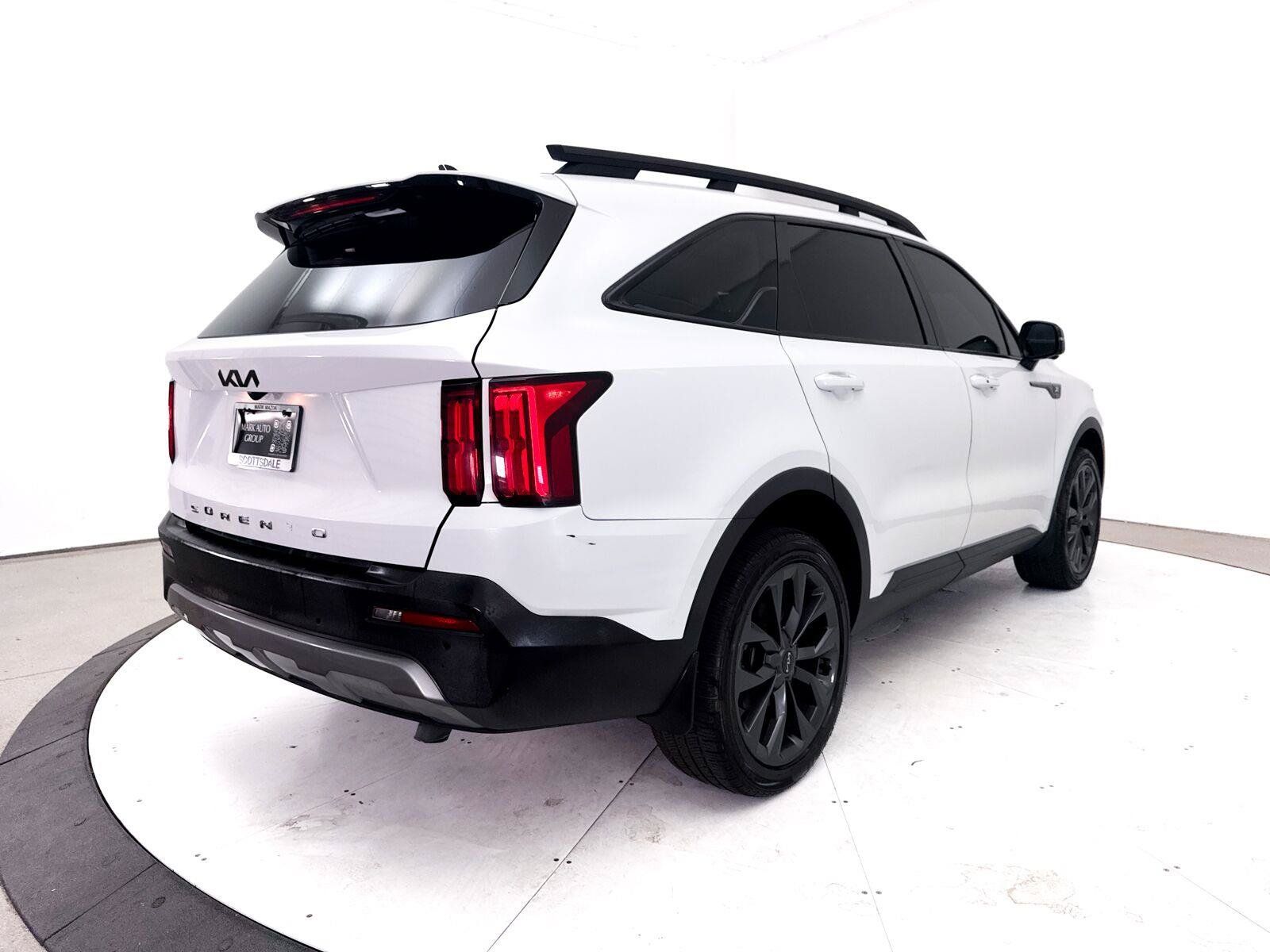 Used 2022 Kia Sorento SX Prestige w/ Rust Color Package AWD/4WD image 21