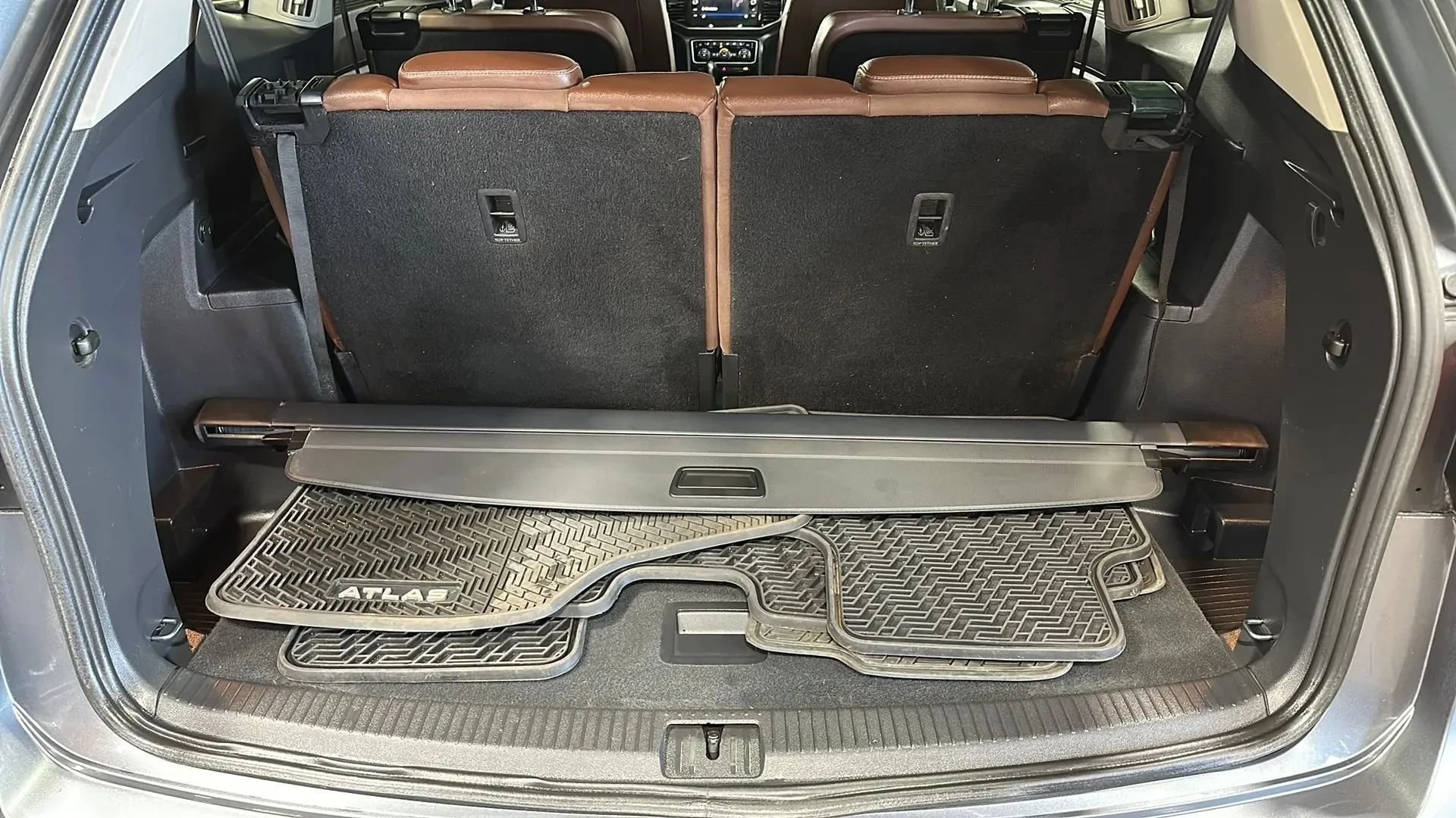 Used 2021 Volkswagen Atlas SEL AWD/4WD image 14