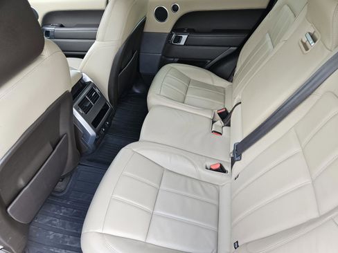 Used 2019 Land Rover Range Rover Sport SE AWD/4WD image 27