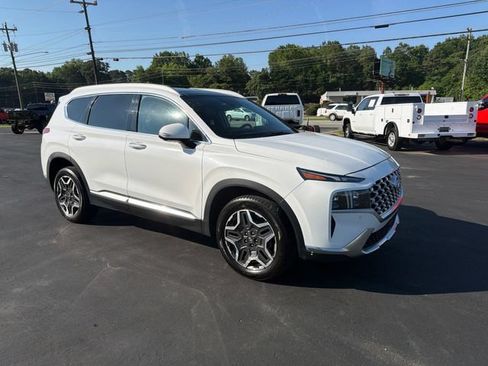 Used 2023 Hyundai Santa Fe Limited AWD/4WD image 3