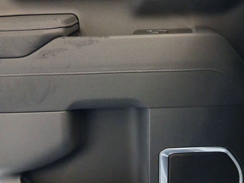 New 2025 GMC Sierra 2500 SLE w/ SLE Value Package; image 33