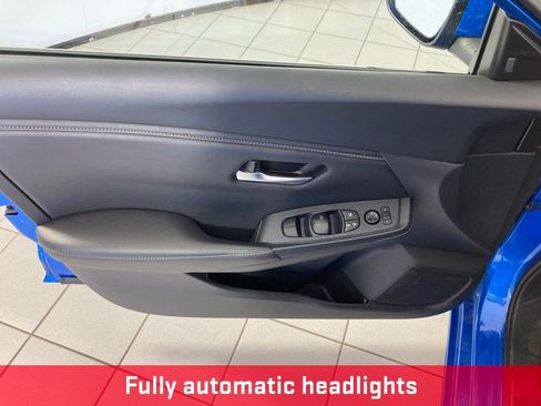 Used 2025 Nissan Sentra SV FWD image 13