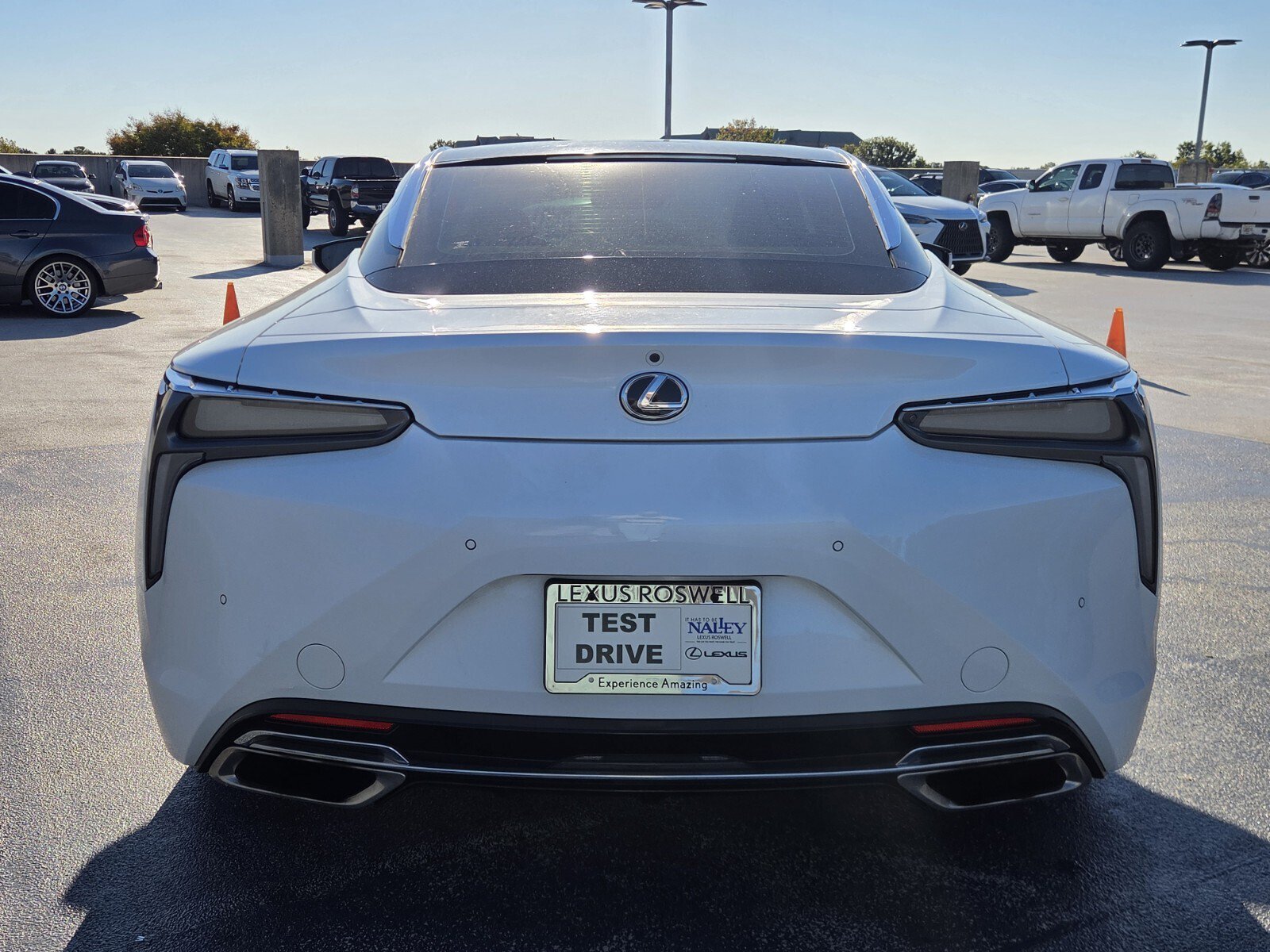 Used 2018 Lexus LC 500 Coupe w/ Performance Package RWD image 4