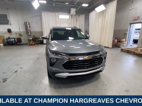 Certified 2024 Chevrolet TrailBlazer LT w/ Convenience Package image 2
