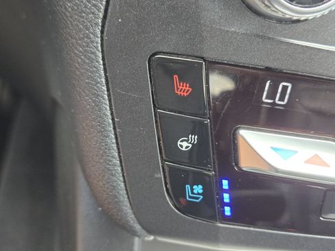 Used 2020 Ford Explorer Limited RWD image 29