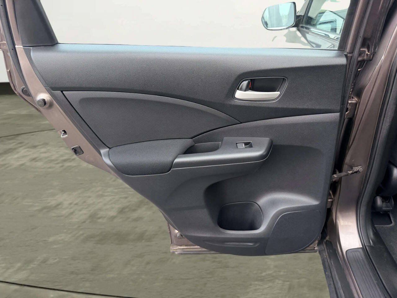 Used 2014 Honda CR-V LX image 24