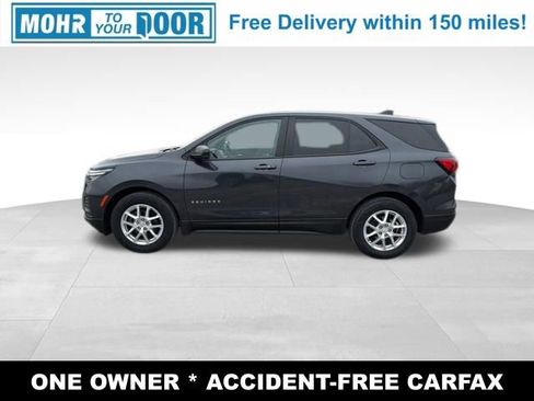 Used 2022 Chevrolet Equinox LS w/ LS Convenience Package image 2