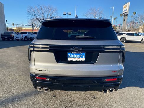 New 2026 Chevrolet Traverse RS w/ LPO, Floor Liner Package FWD image 14