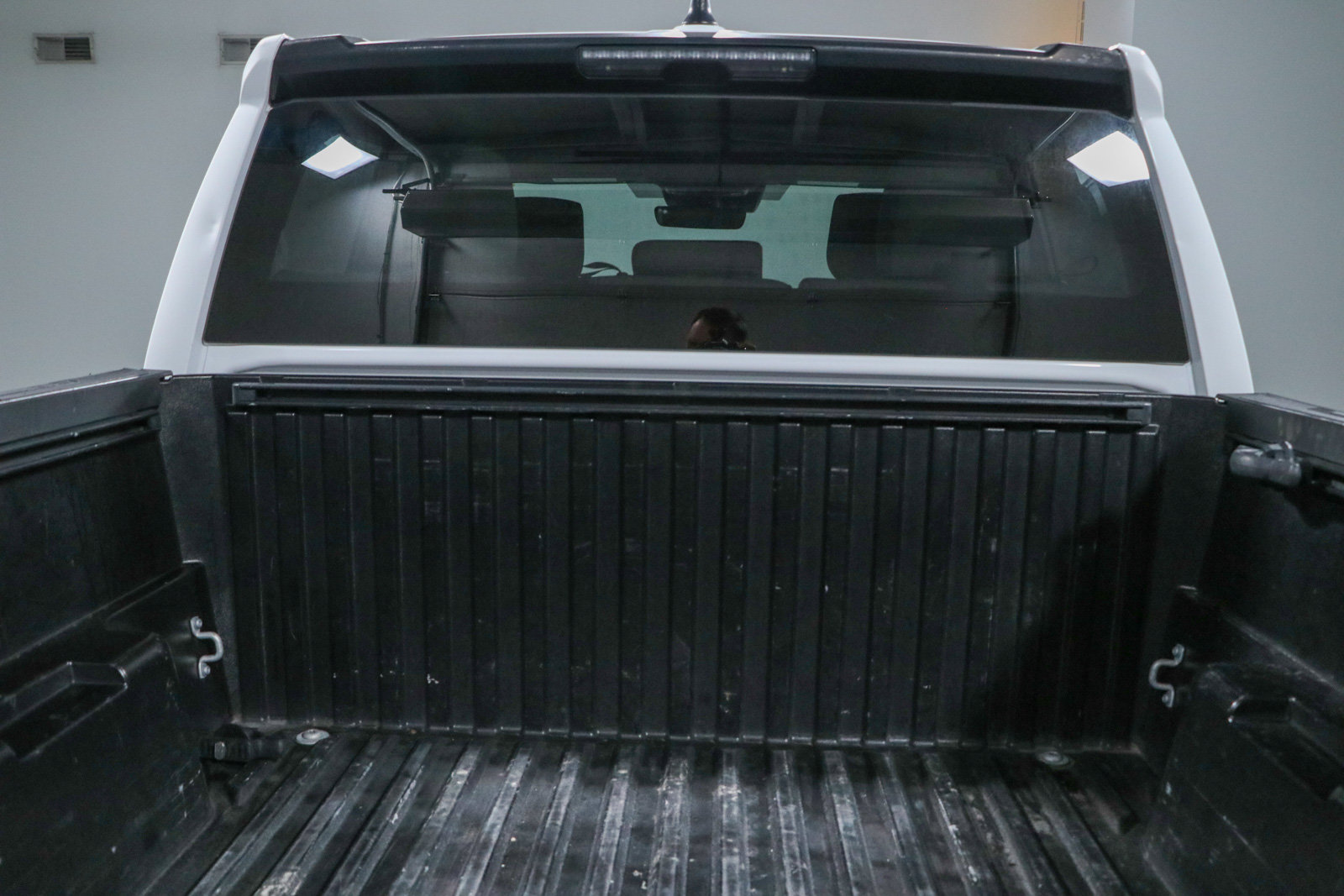 Used 2024 Toyota Tacoma SR5 AWD/4WD image 28