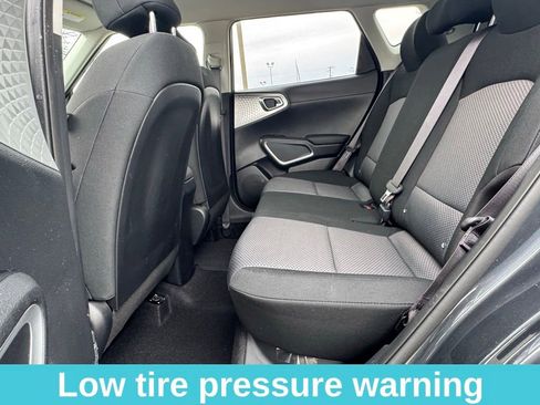 Used 2022 Kia Soul LX w/ Technology Package image 18