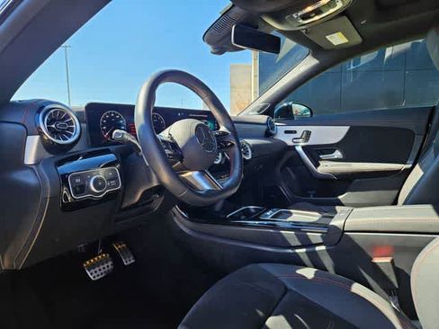 Used 2025 Mercedes-Benz CLA 250 CLA 250 image 2