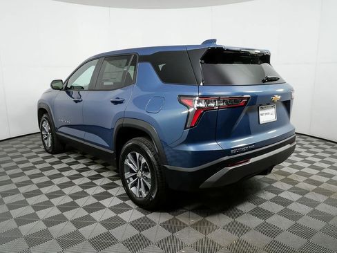 New 2026 Chevrolet Equinox LT image 3