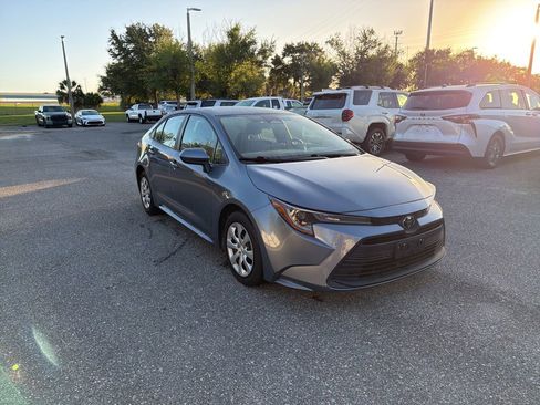 Used 2024 Toyota Corolla LE FWD image 7