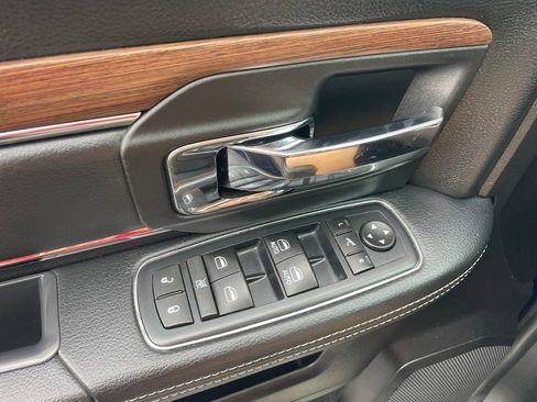 Used 2016 RAM 1500 Laramie w/ Convenience Group AWD/4WD image 29