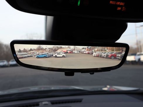 Used 2023 Cadillac XT4 Premium Luxury w/ Enhanced Visibility Package image 16