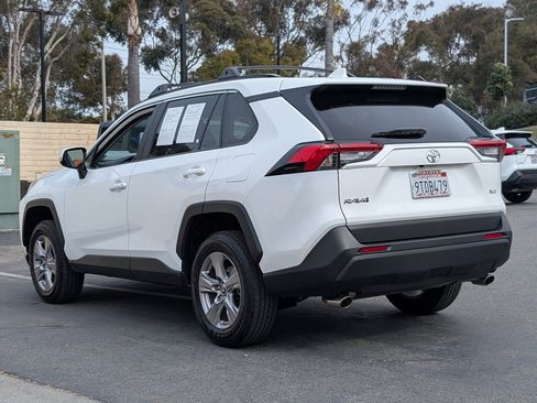Used 2025 Toyota RAV4 XLE image 12