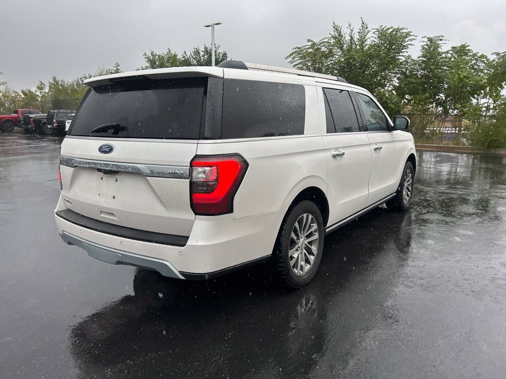 Used 2018 Ford Expedition Max Limited w/ Equipment Group 301A AWD/4WD image 5
