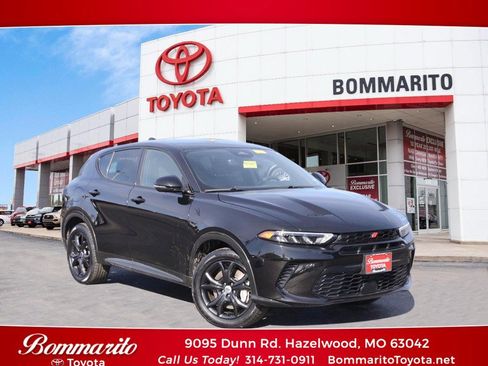 Used 2024 Dodge Hornet R/T w/ R/T Blacktop Package image 1