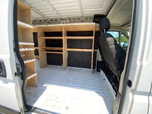 Used 2020 RAM ProMaster 2500 w/ Interior Convenience Group FWD image 16